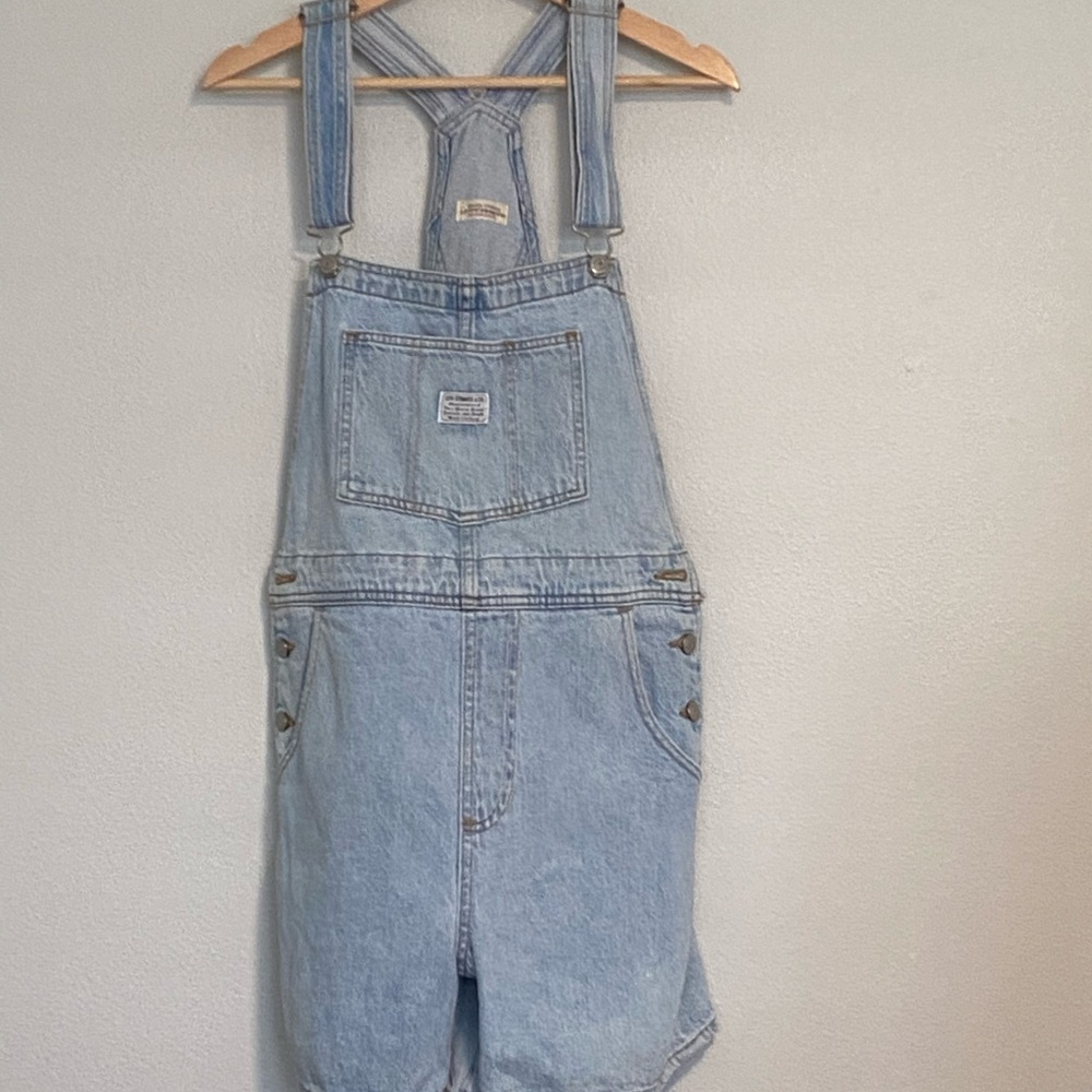 Levi’s Short Overalls